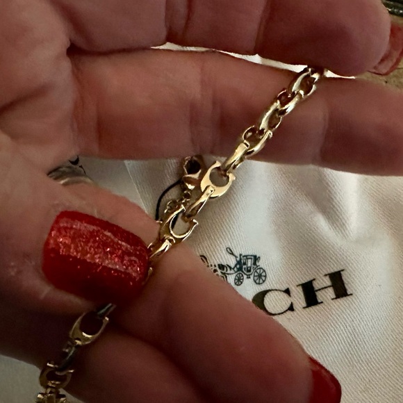 Coach Gold Kissing C Adjustable Necklace - Picture 3 of 7